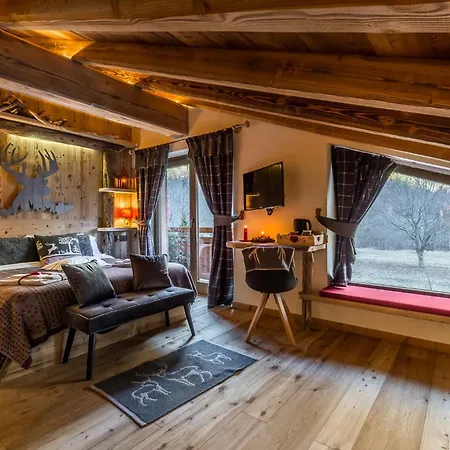 Annie - Parblanc Pensión 3*